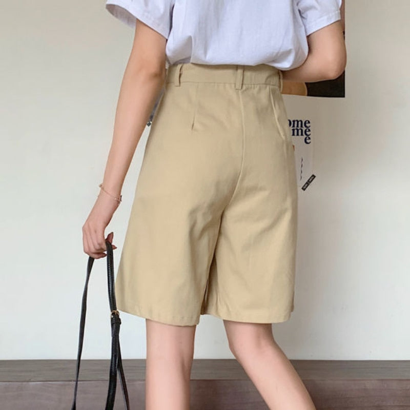 Womens knee hotsell length khaki shorts