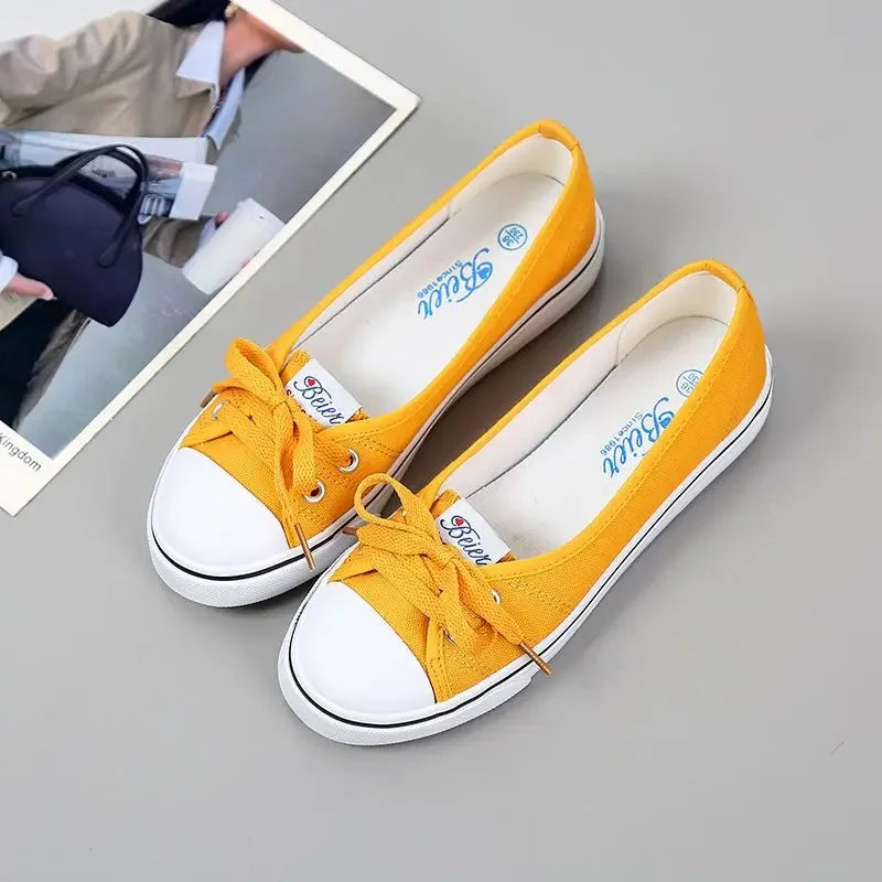 Lace-up casual canvas shoes for women