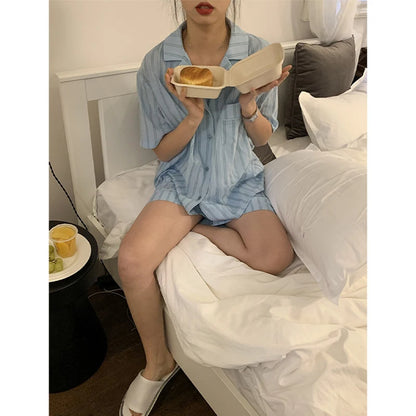 Kısa Kollu Çizgili Şort Pijama Takımı