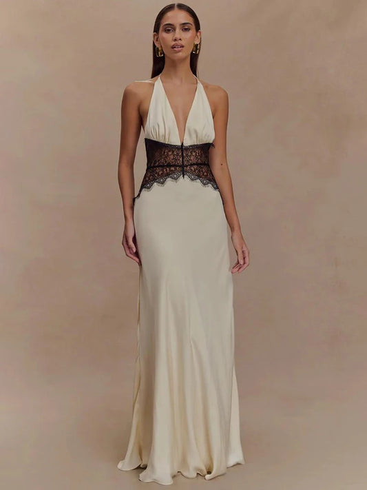 Long dress with open back and lace details