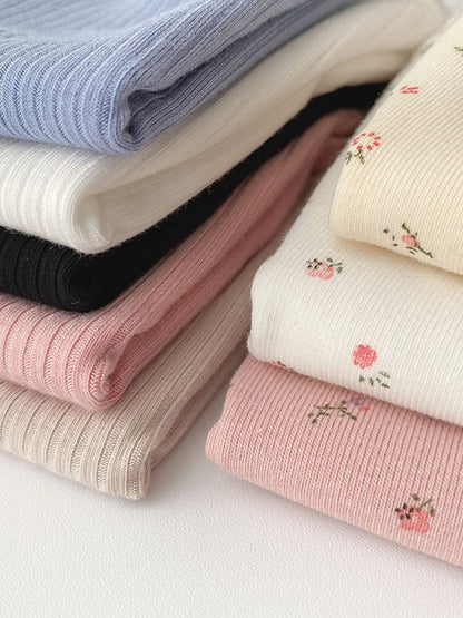 Vintage Lace Slim Crop