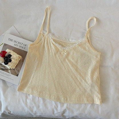 Vintage Lace Slim Crop